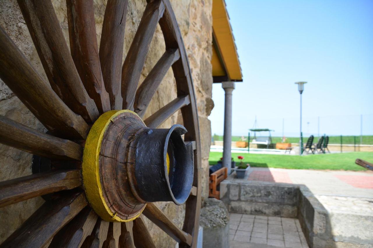 El Almendro Del Cura Villa Villarmayor  Kültér fotó